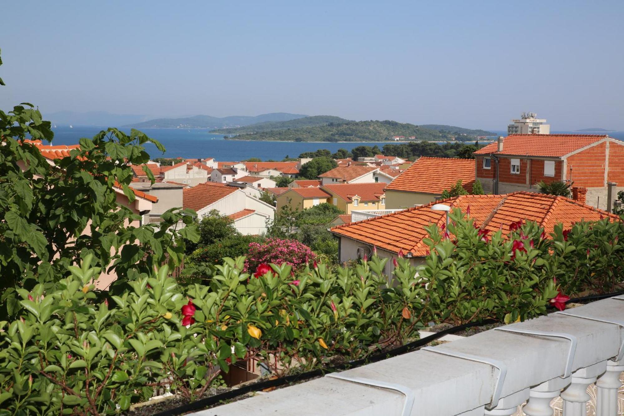 Apartments Katarine Zrinske Vodice Exteriör bild