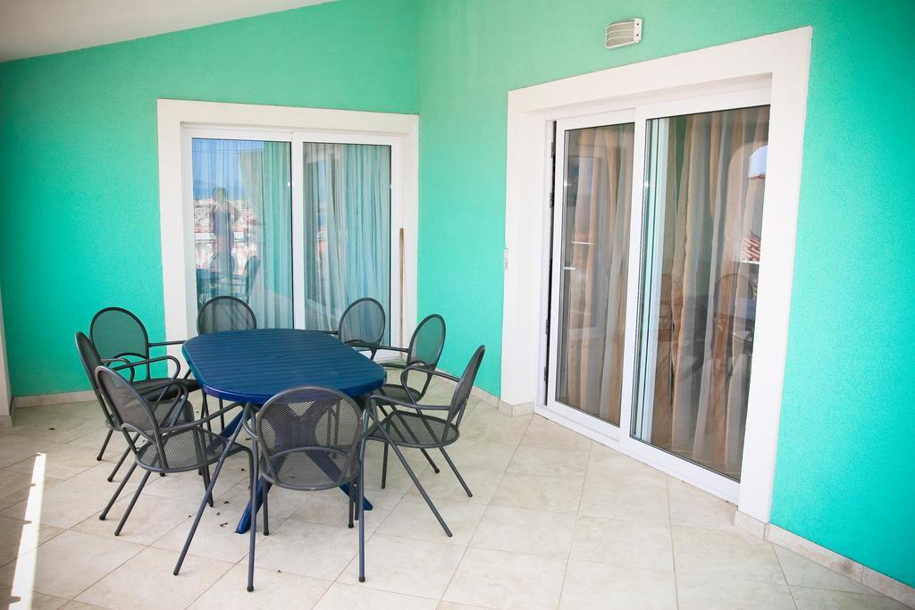 Apartments Katarine Zrinske Vodice Exteriör bild