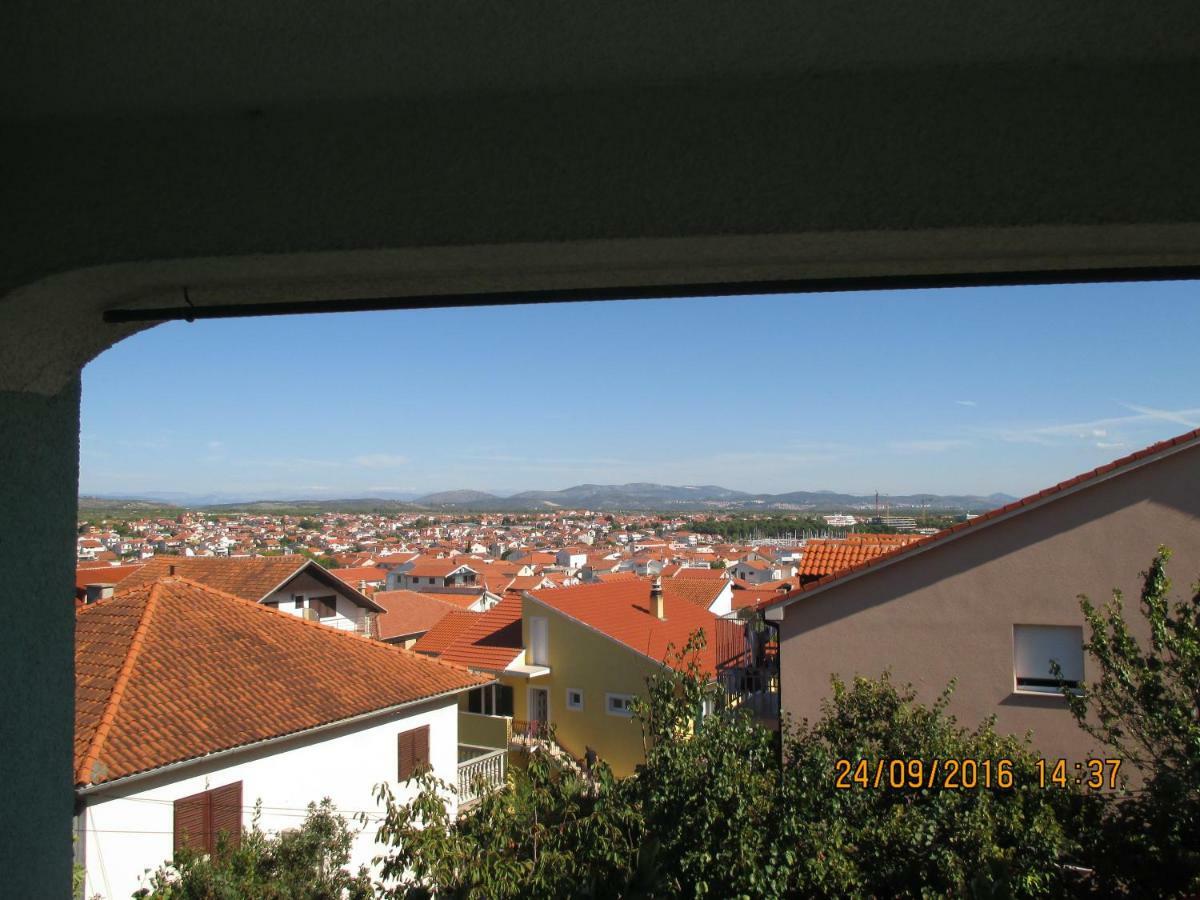 Apartments Katarine Zrinske Vodice Rum bild